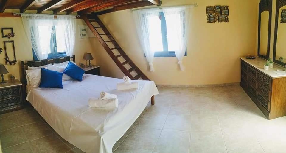 Zoes House Villa Kyra Panagia Exterior foto